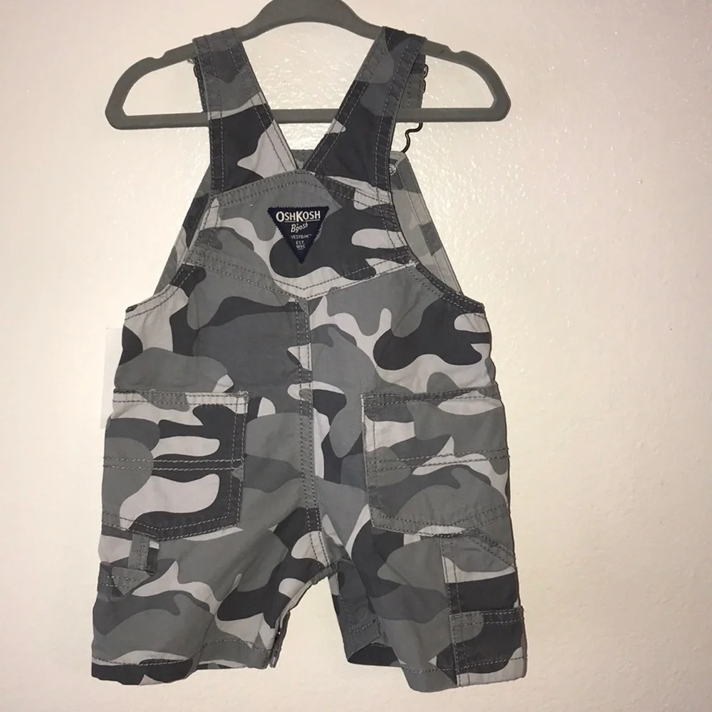 NWT Oshkosh B’Gosh Camo Short-Overalls